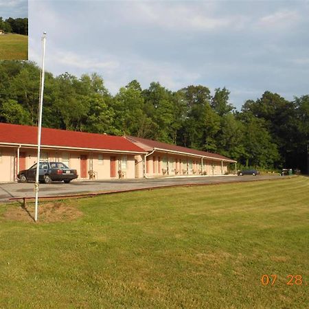 هنتينجتون Motel 22 Mapleton Depot المظهر الخارجي الصورة