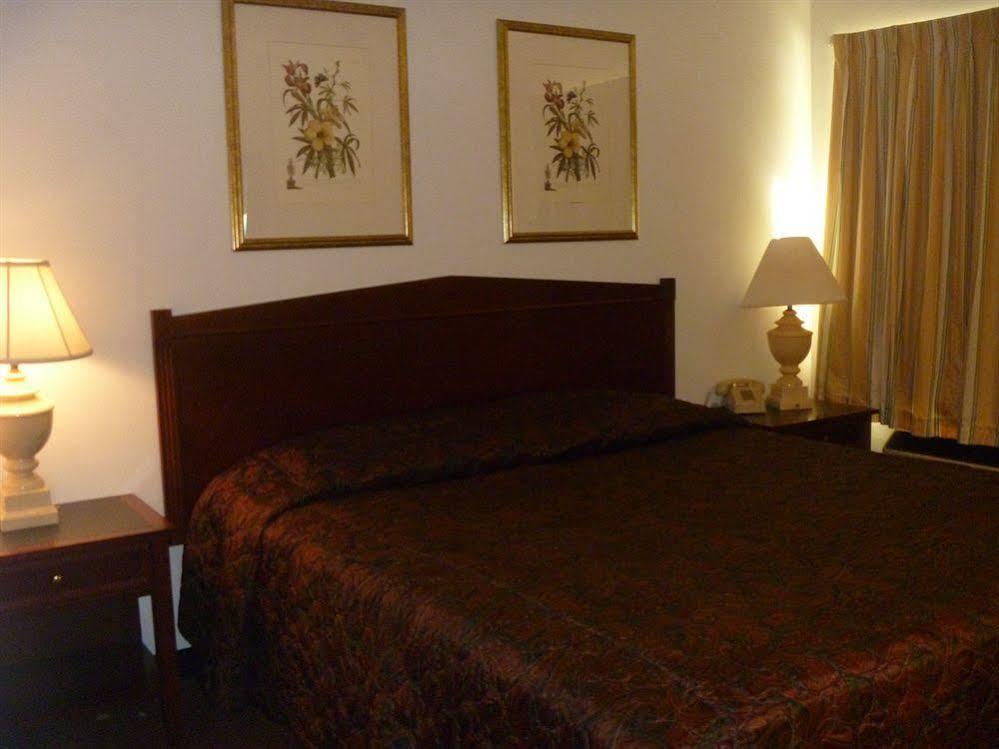 هنتينجتون Motel 22 Mapleton Depot المظهر الخارجي الصورة